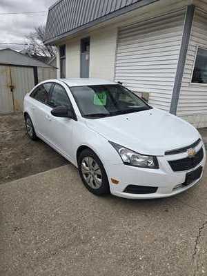 2014 Chevrolet Cruze, $4990. Photo 6