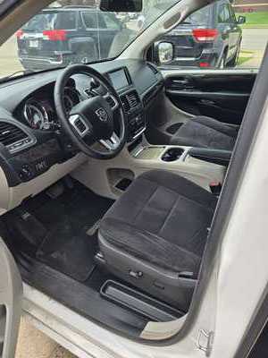 2011 Dodge , $4500. Photo 3