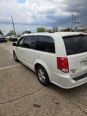 2011 Dodge , $4500. Photo 5