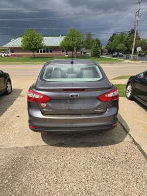 2012 Ford , $3500. Photo 2