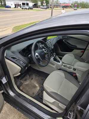 2012 Ford , $3500. Photo 6