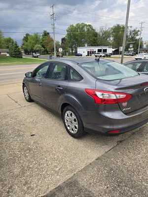 2012 Ford , $3500. Photo 7