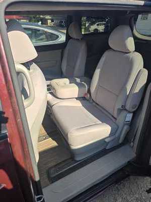 2016 Kia Sedona, $6399. Photo 5