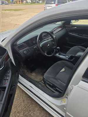 2011 Chevrolet Impala, $1995. Photo 3
