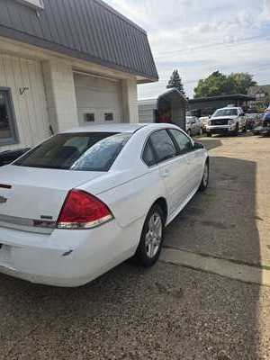 2011 Chevrolet Impala, $1995. Photo 6
