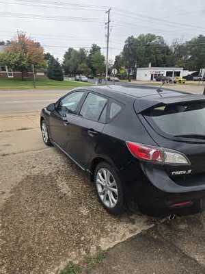 2011 Mazda Mazda3, $3995. Photo 3