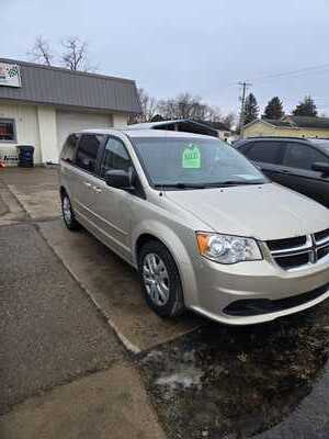 2016 Dodge Caravan, Grand, $3490. Photo 3