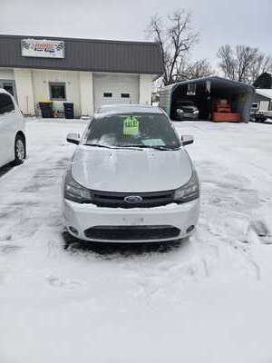 2009 Ford Focus, $5500. Photo 4