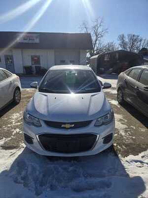 2017 Chevrolet Sonic, $4990. Photo 4