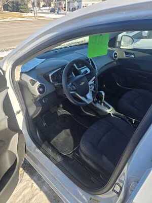 2017 Chevrolet Sonic, $4990. Photo 6