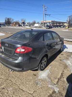 2011 Ford Fiesta, $5990. Photo 2