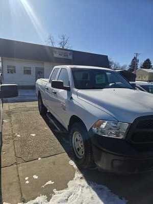 2019 RAM 1500 Ext Cab, $9990. Photo 3