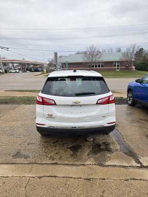 2018 Chevrolet Equinox, $9995. Photo 7