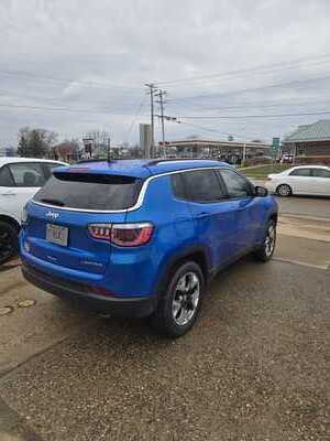 2020 Jeep Compass, $9995. Photo 2