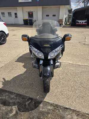 2002 Honda Motorcycle, $9995. Photo 2