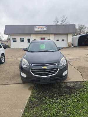 2017 Chevrolet Equinox, $6990. Photo 2