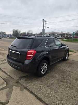 2017 Chevrolet Equinox, $6990. Photo 4