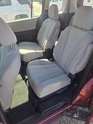 2013 Mazda Mazda5, $3500. Photo 7