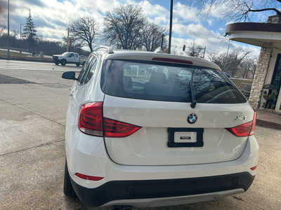 2015 BMW X1, $9999. Photo 4