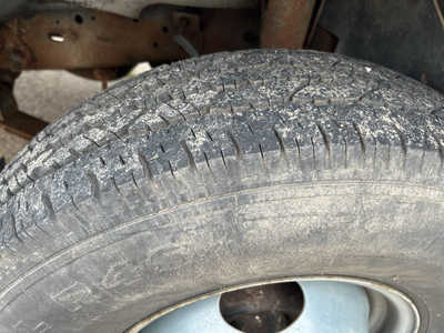 1992 Ford F450-8000, $4975. Photo 7