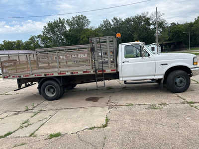 1992 Ford F450-8000, $4975. Photo 1