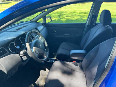 2009 Nissan Versa, $4095. Photo 10