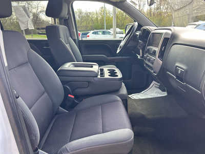 2014 GMC 1500 Crew Cab, $12995. Photo 3