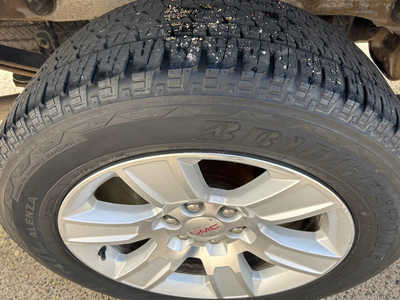 2014 GMC 1500 Crew Cab, $12995. Photo 6