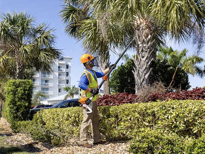 0 Stihl HT 131, $769. Photo 5