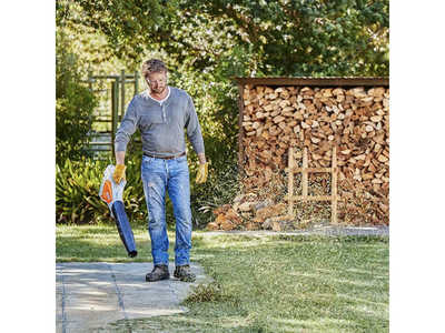 0 Stihl BGA 57 w/ AK 20 Batt, $199. Photo 7