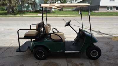 2000 E-z-go TXT, $3495. Photo 2