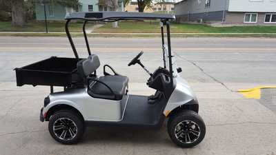 2026 E-z-go RXV 2 Valor EX1 Spor, $9995. Photo 3