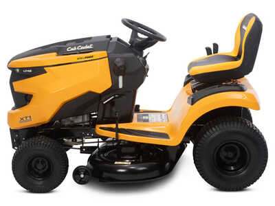 2026 Cub Cadet XT1 LT42 IntelliPOWE, $2549. Photo 4