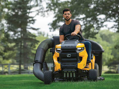 2026 Cub Cadet XT1 LT46 46 in. Kohl, $2799. Photo 8