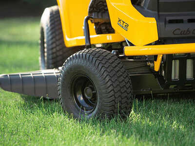 2026 Cub Cadet XT2 LX42 42 in. Kohl, $3499. Photo 7