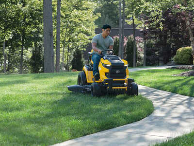 2026 Cub Cadet XT2 SLX50 50 in. Koh, $4195. Photo 8