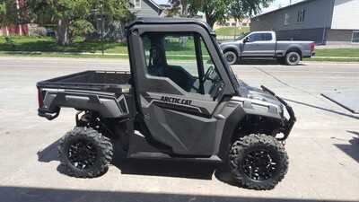 2025 Arctic Cat Prowler Limited, $0. Photo 3