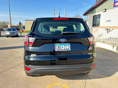 2018 Ford Escape, $16900. Photo 3