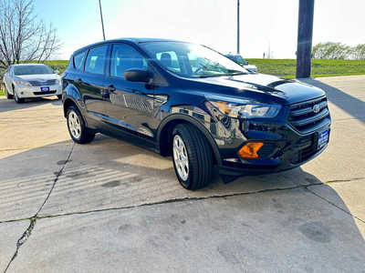 2018 Ford Escape, $16900. Photo 5