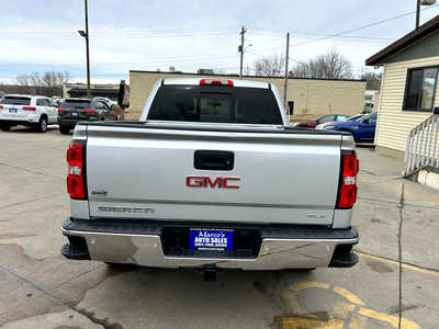 2016 GMC 1500 Crew Cab, $15900. Photo 4