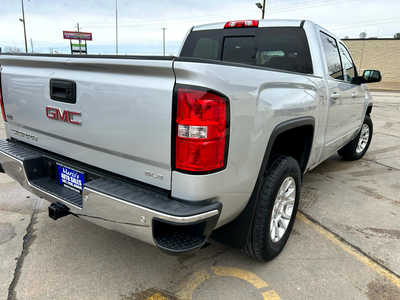 2016 GMC 1500 Crew Cab, $15900. Photo 5