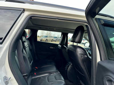 2019 Jeep Cherokee, $19890. Photo 10
