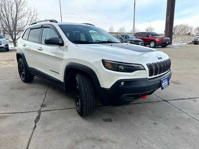 2019 Jeep Cherokee, $19890. Photo 5