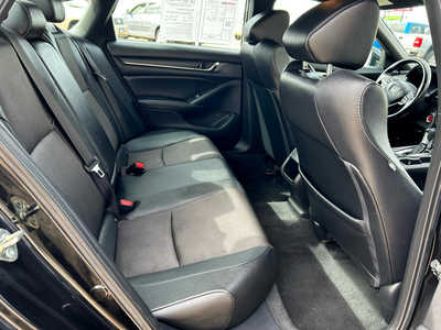 2020 Honda Accord, $21900. Photo 10