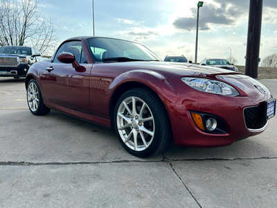 2010 Mazda Miata, $15900. Photo 7