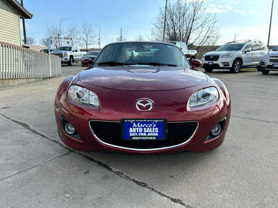 2010 Mazda Miata, $15900. Photo 8