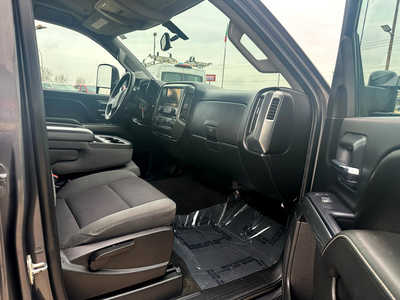 2015 Chevrolet 2500 Crew Cab, $34900. Photo 10
