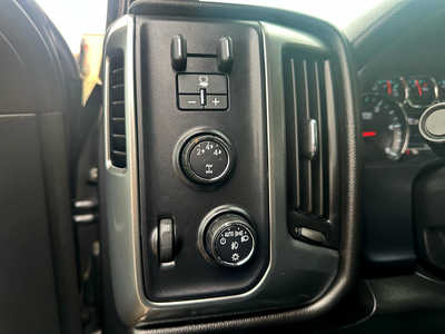 2015 Chevrolet 2500 Crew Cab, $34900. Photo 12