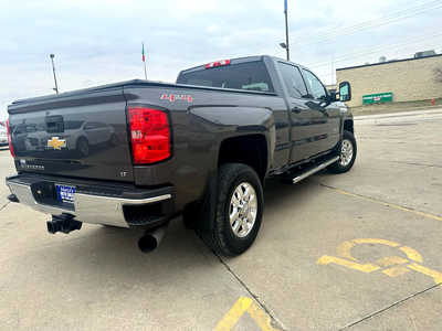 2015 Chevrolet 2500 Crew Cab, $34900. Photo 4