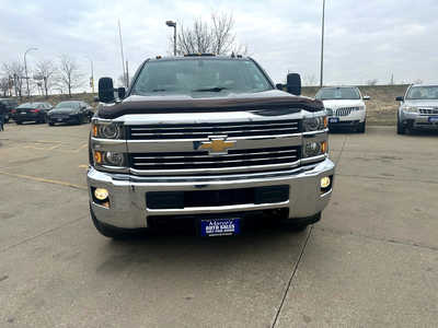 2015 Chevrolet 2500 Crew Cab, $34900. Photo 6